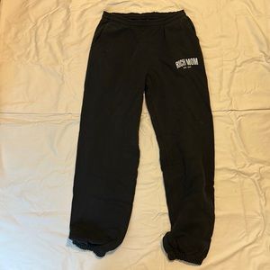 Tinx Rich Mom sweats